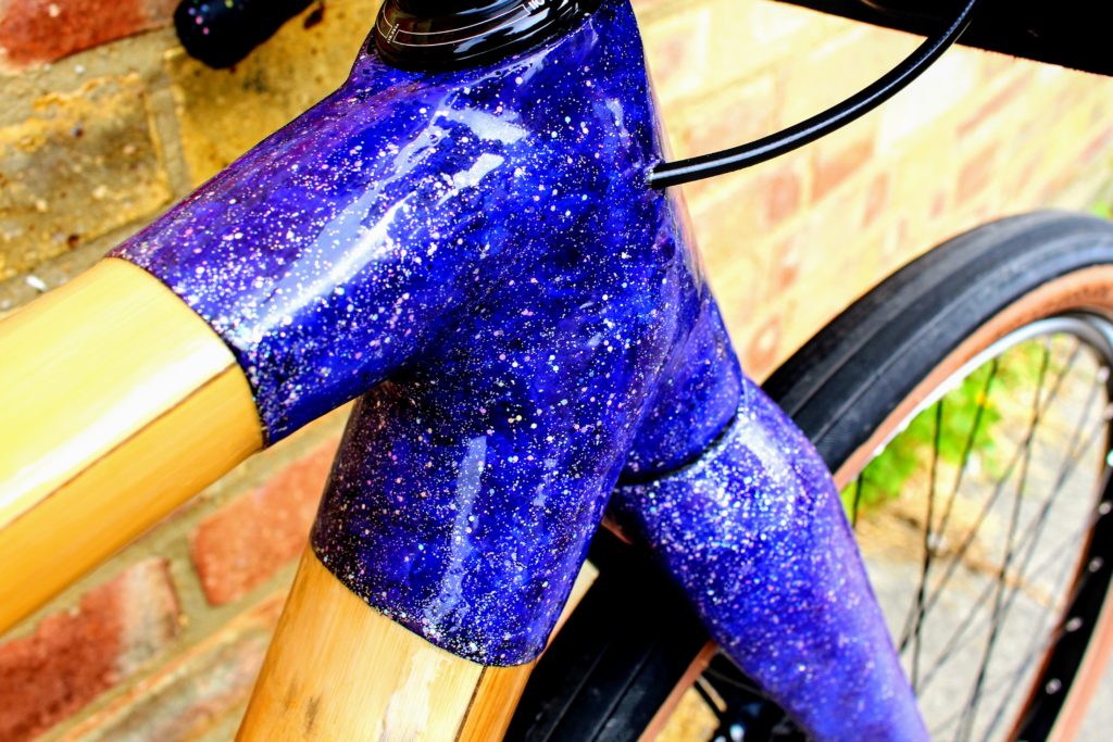 Head tube close up